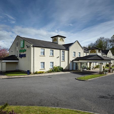 Holiday Inn Express Glenrothes By Ihg Esterno foto